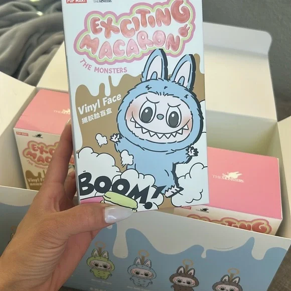 Exciting Macaron The Monsters Vinyl Face Doll - Blue - Picture 1 of 3